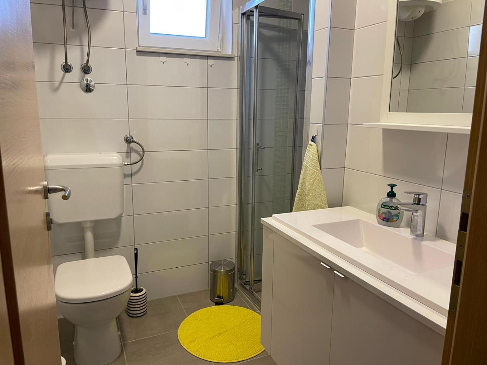 Family Apartment B&B Biograd Na Moru Exterior photo