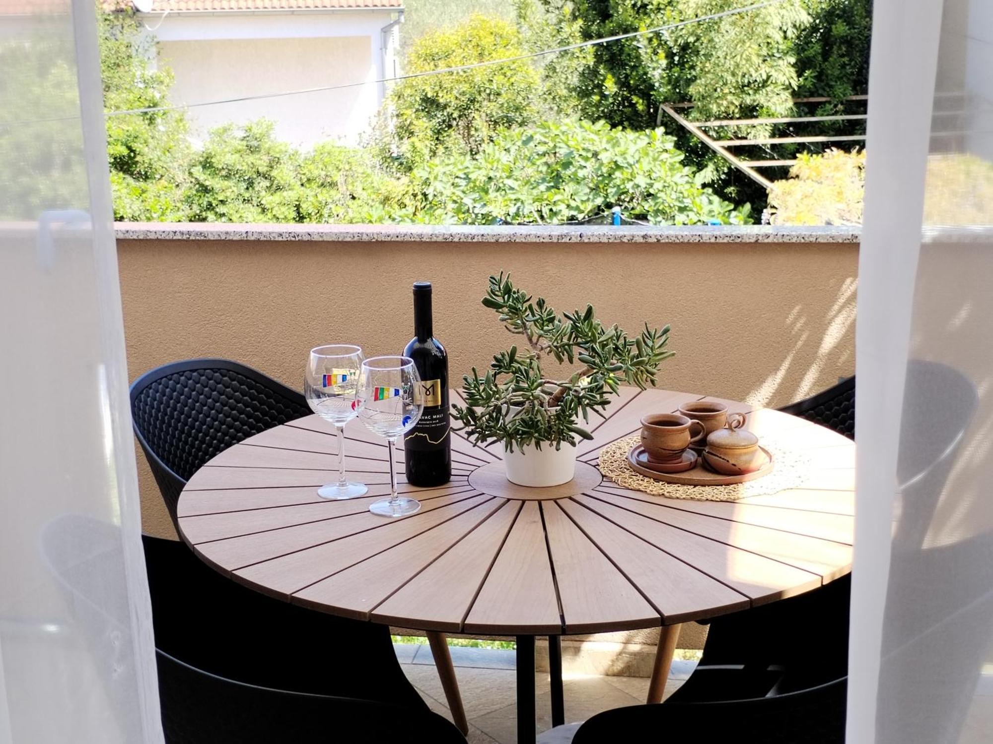 Family Apartment B&B Biograd Na Moru Exterior photo